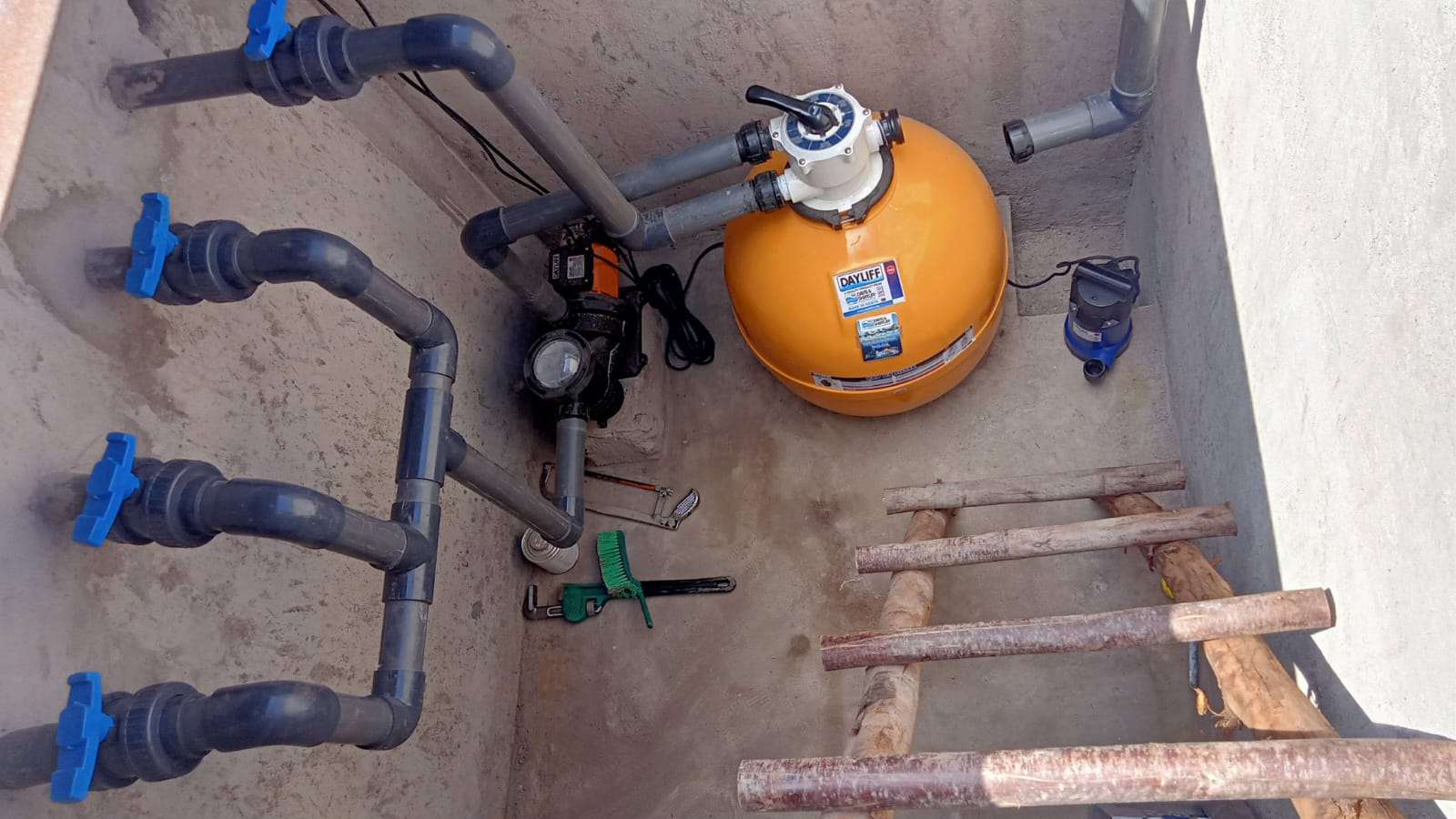 swimming pool pump installation services